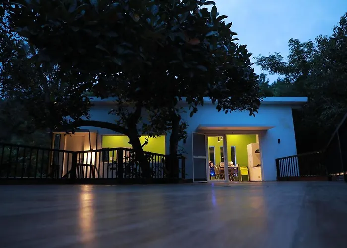 Blue Valley Estate-Mountain View Villa Yercaud